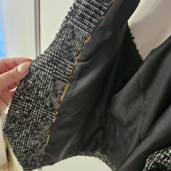 Express Grey Y2k Vest - Picture 2 of 6